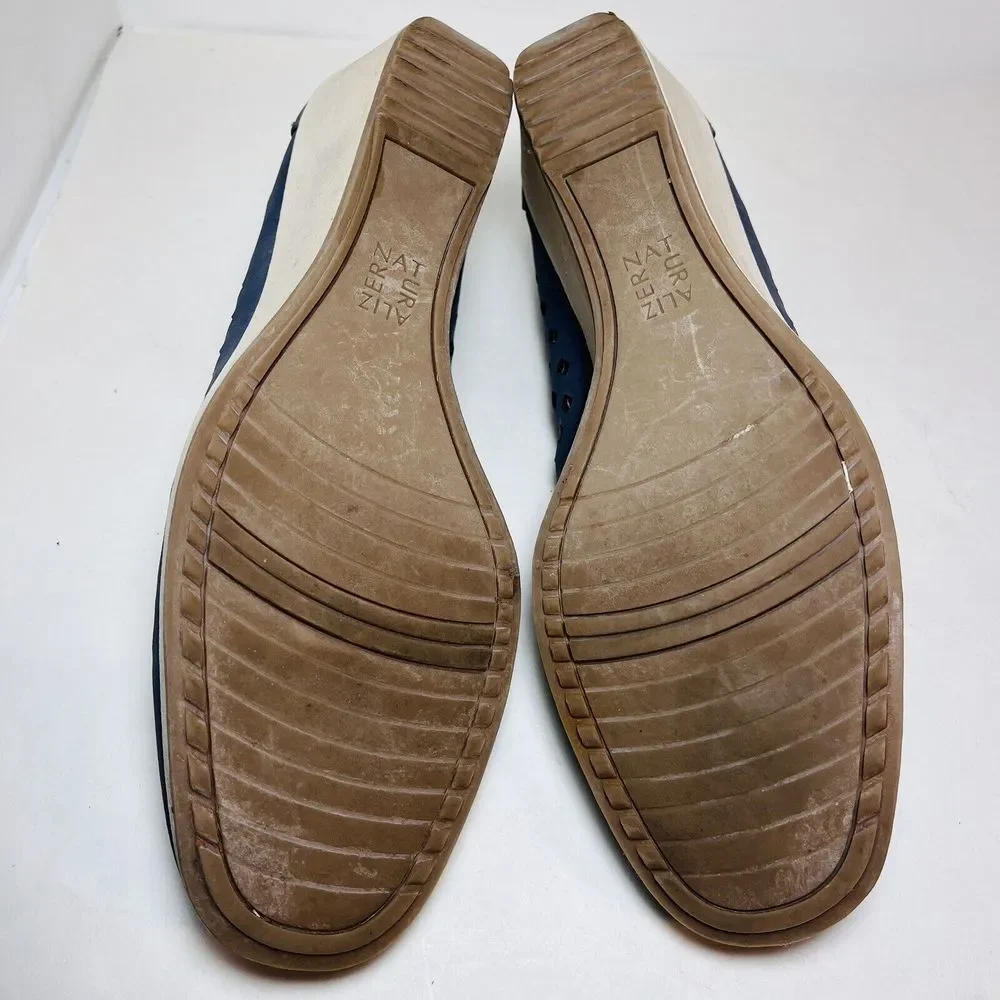 Naturalizer BRINA Blue Shoes Size 9.5M Wedge Heels Laser Cut Comfort Closed‎ Toe